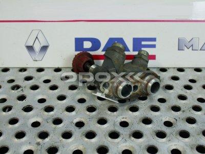 Купить 1694588g в Перми. Насос ручной подкачки топлива DAF